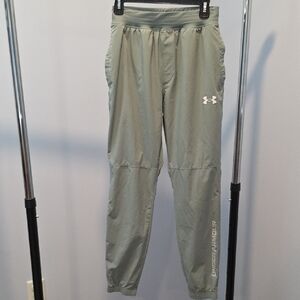Under Armour Sage Green Performance Women Joggers Size S/P